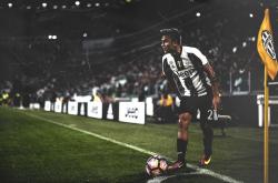 开云体育入口-当独行侠的星光遇上森林狼的狂野—克莱·汤普森的压制级演出如何定义现代篮球的终极对决