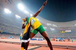 开云体育APP下载-保罗爆发引领篮网式进攻狂潮，深圳队如何应对连续得分压制？