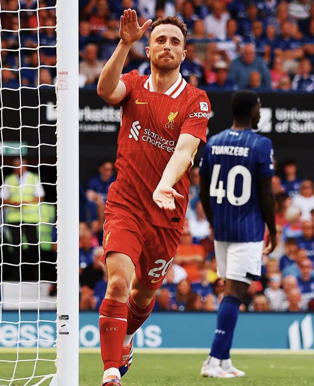 利物浦客场击败对手,继续保持不败纪录 利物浦客场击败对手,继续保持不败纪录