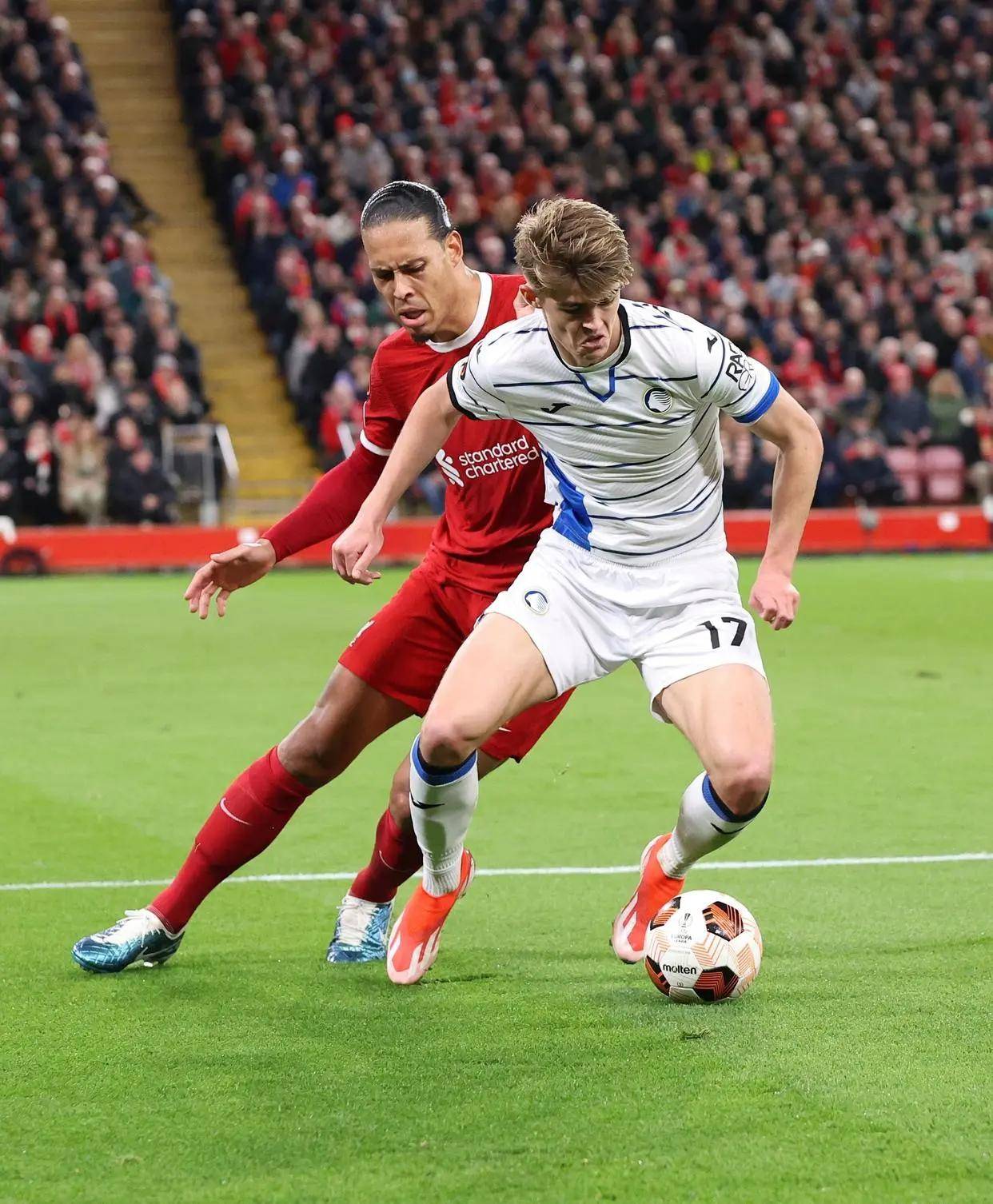 亚特兰大客场击败对手,取得胜利 亚特兰大客场击败对手,取得胜利