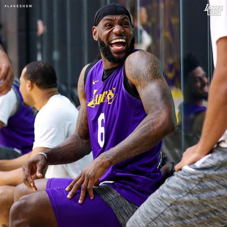 智利完胜瓦伦西亚,马夏尔打破历史纪录的简单介绍 智利完胜瓦伦西亚,马夏尔打破历史纪录的简单介绍