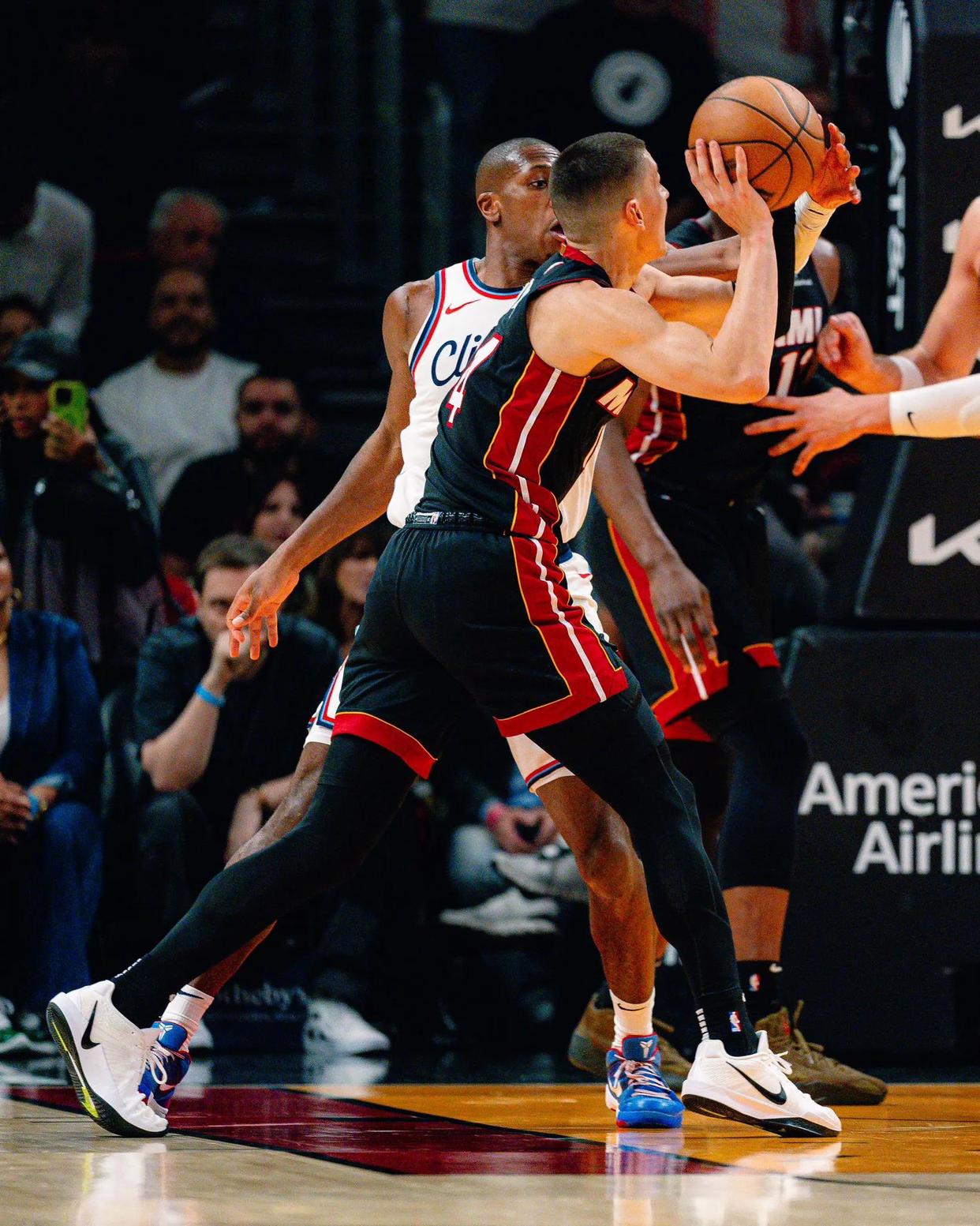 快船核心受伤，球队备战受影响