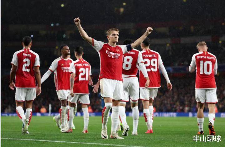 曼联客场取胜,杀入欧冠八强 曼联客场取胜,杀入欧冠八强