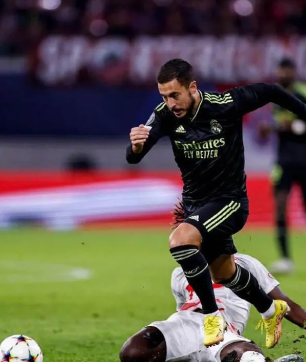 包含云达不莱梅客场告负，球队陷入低谷的词条