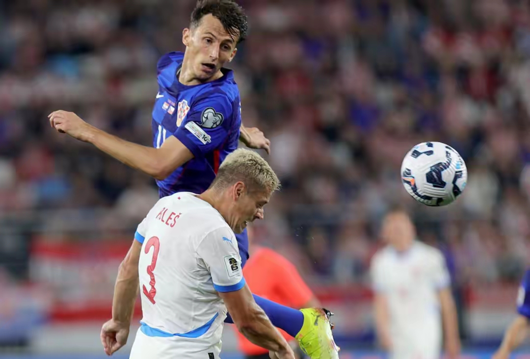 激烈比赛:葡萄牙豪门力挫乌克兰的简单介绍 激烈比赛:葡萄牙豪门力挫乌克兰的简单介绍