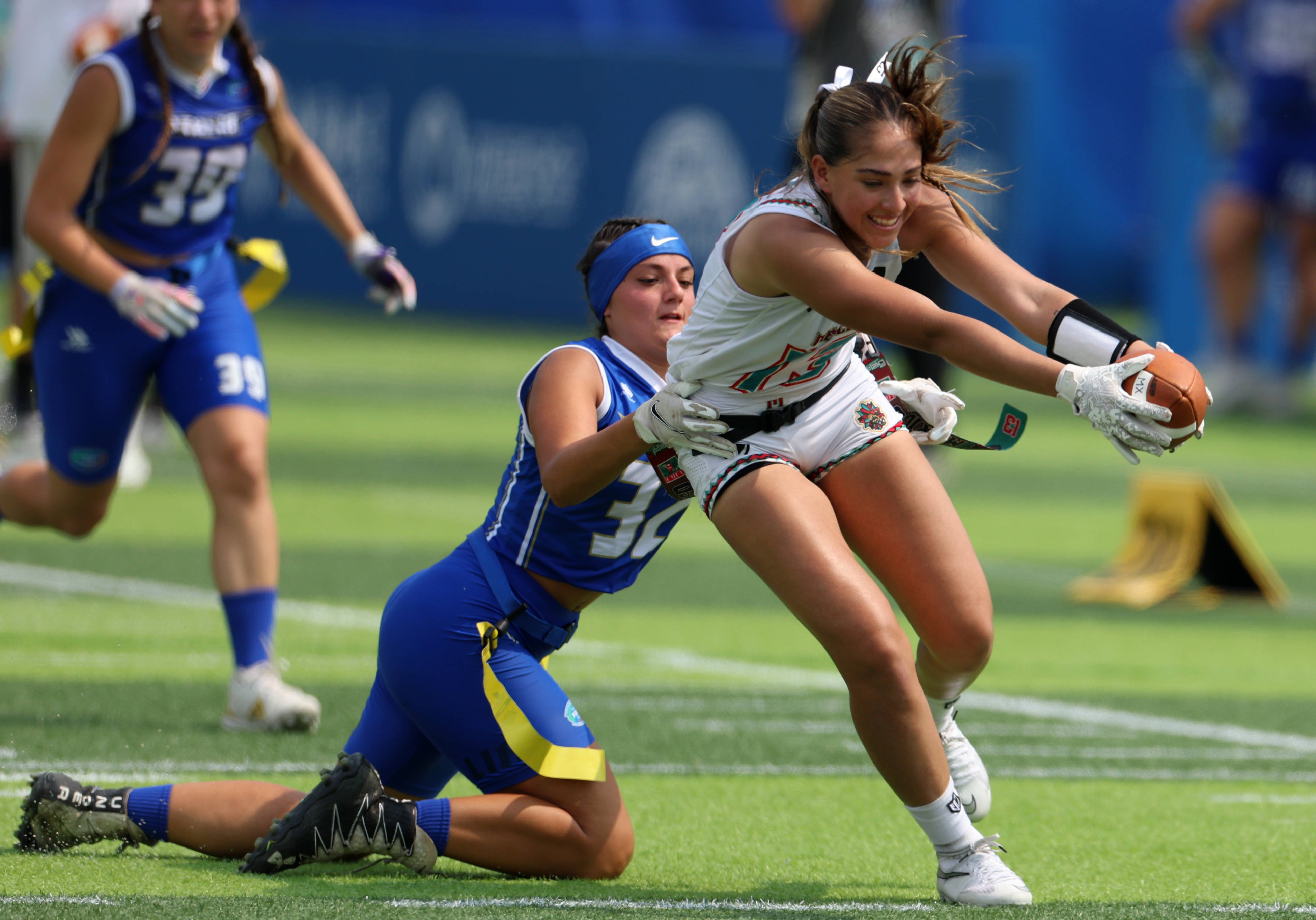 墨西哥女足取得胜利