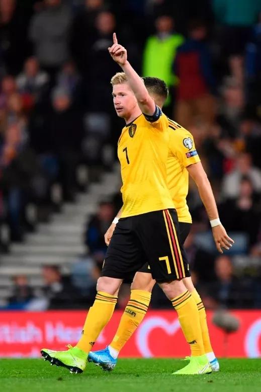 关于捷克队势如破竹,欧预赛中连胜三场的信息 关于捷克队势如破竹,欧预赛中连胜三场的信息