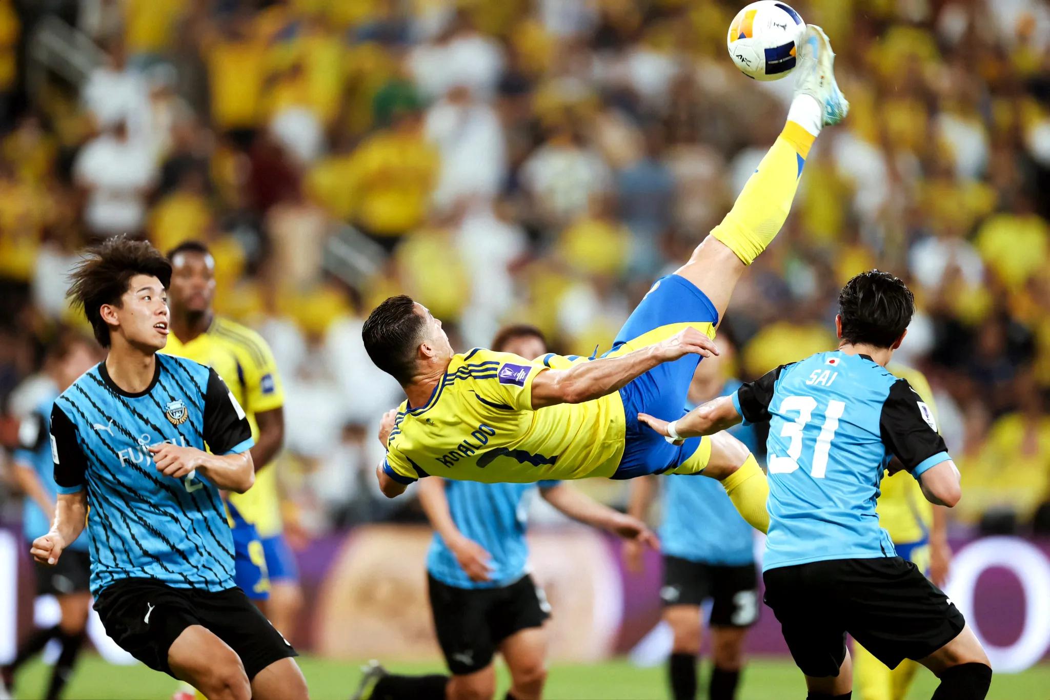 足球比赛中，东亚强队多次斩获胜利