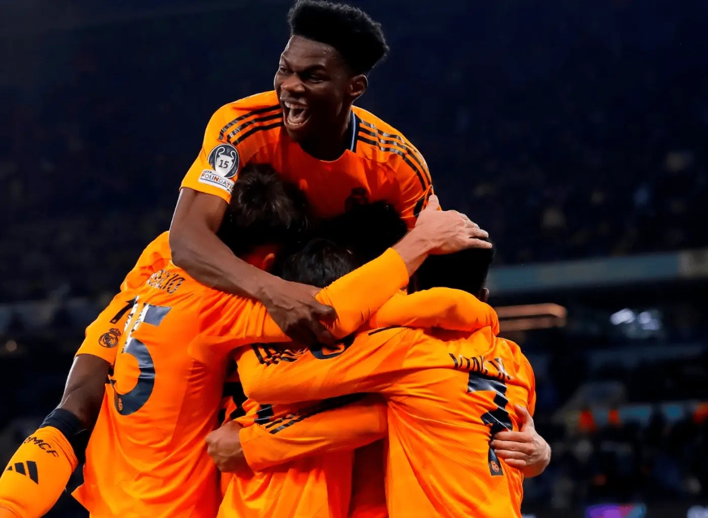 包含曼城大胜，稳步前进欧冠淘汰赛的词条