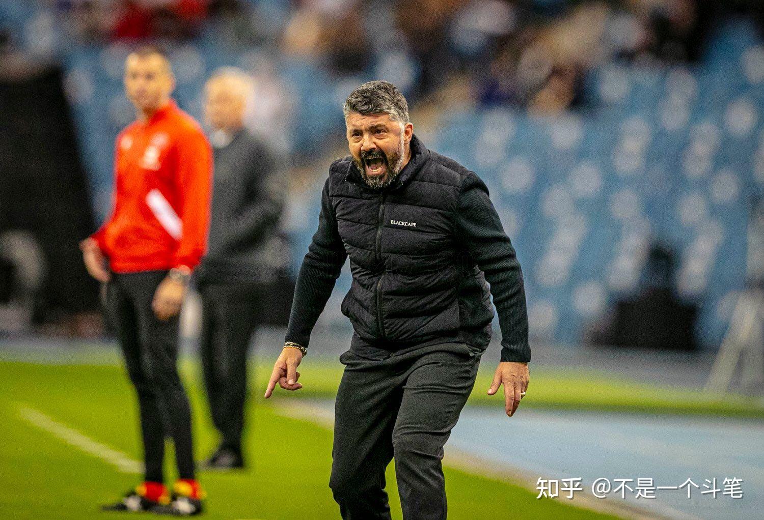 关于瓦伦西亚胜出晋级，期待淘汰赛新挑战的信息