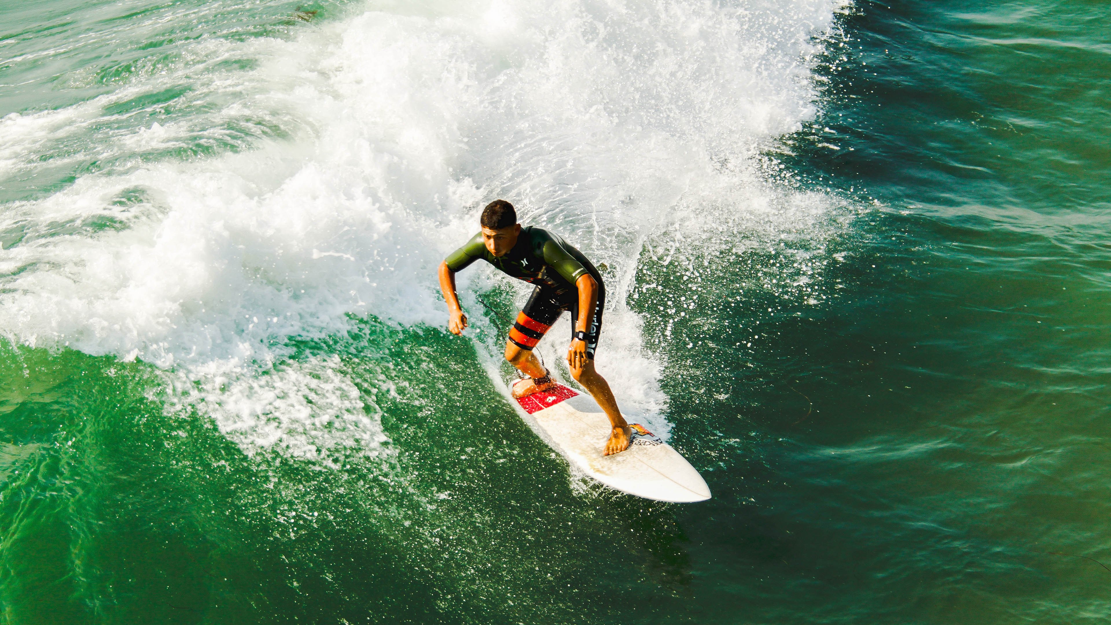 阿森纳横扫爱尔兰，孔德成为关键先生
